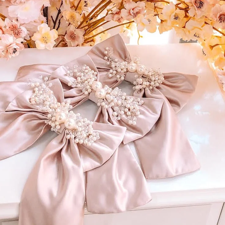 Crazy Savings Satin Pearl Clip