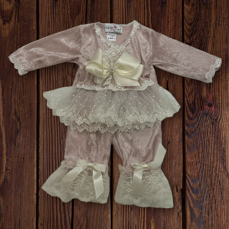 Price Rollback Lucia Velvet Set in Light Mauve